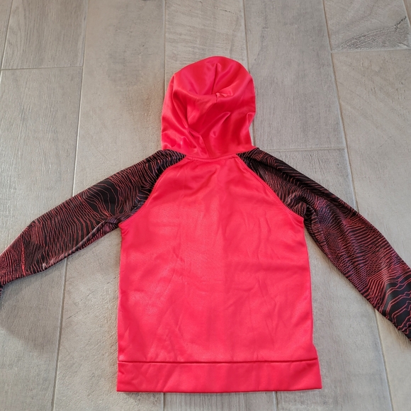 5 pcs Under Armour jackets/hoodie - Picture 7 of 16
